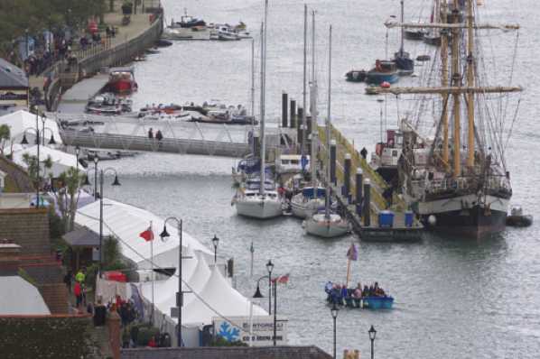 22 October 2022 - 14:31:52
Dartmouth Food Festival gets bigger with each passing year with marquees now extending all along the embankment. Tall ship Pelican of London provided a backdrop.
---------------
Dartmouth Food Festival
